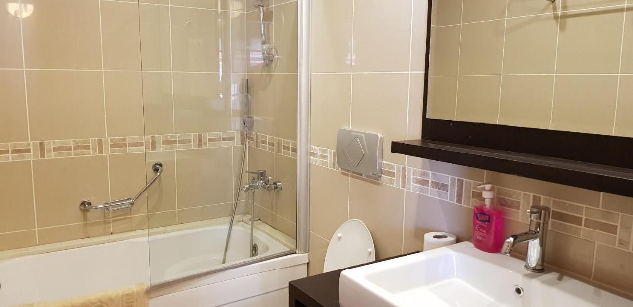 Apartment Whispering Sands Self Catering